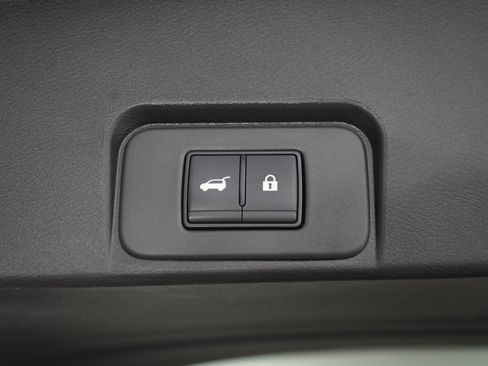 Used 2026 Nissan Rogue SV AWD/4WD image 21