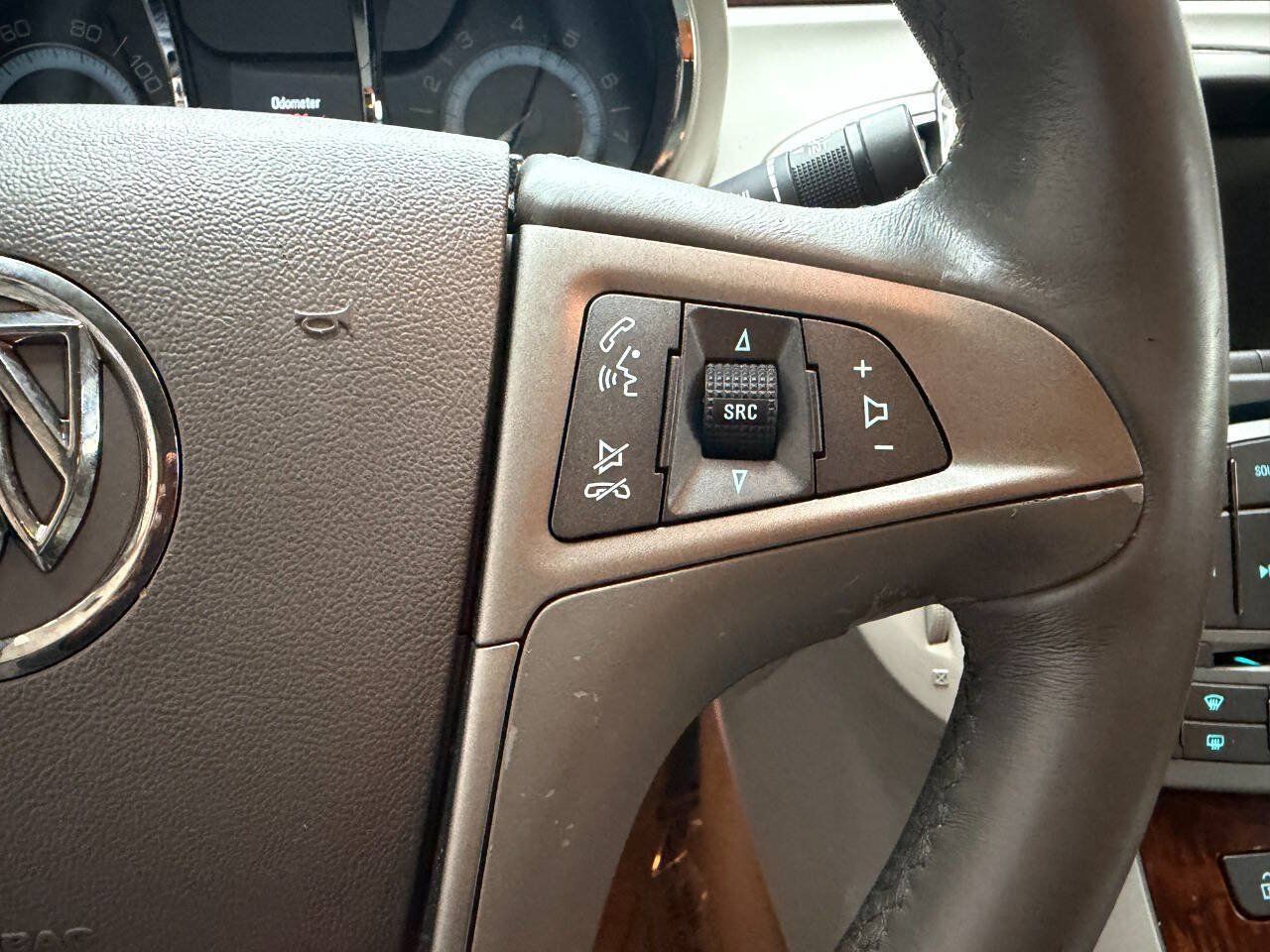 Used 2013 Buick LaCrosse FWD image 24