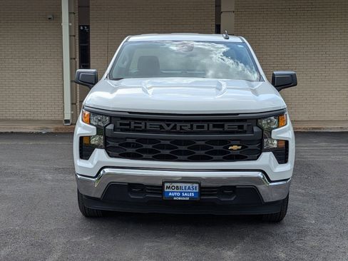 Used 2025 Chevrolet Silverado 1500 W/T image 2