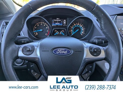 Used 2013 Ford Escape SEL image 23