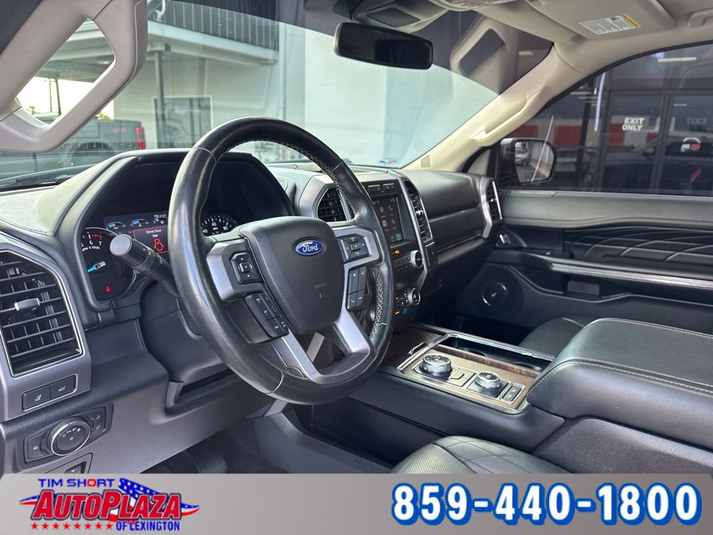 Used 2019 Ford Expedition Platinum AWD/4WD image 3