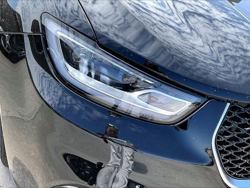 New 2026 Chrysler Pacifica Pinnacle image 14