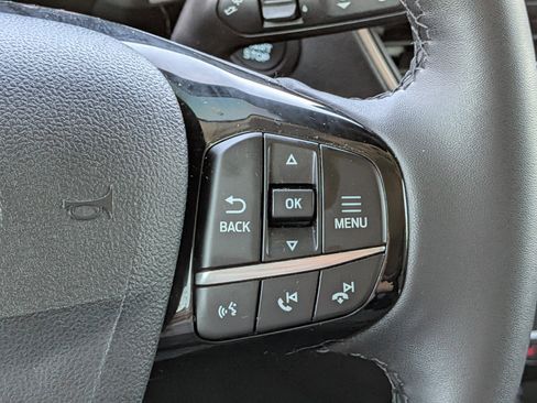 Used 2022 Ford Escape SE w/ SE Sport Appearance Package image 26