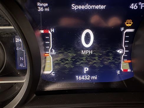 Used 2025 Jeep Wrangler Sport AWD/4WD image 23