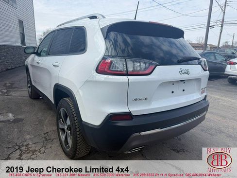 Used 2019 Jeep Cherokee Limited AWD/4WD image 5