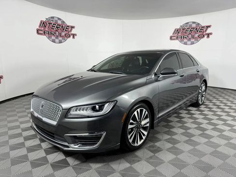 Used 2019 Lincoln MKZ Reserve FWD image 3