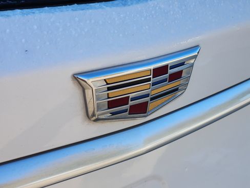 Used 2020 Cadillac XT6 Premium Luxury image 12