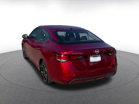 Used 2024 Nissan Sentra SV image 9