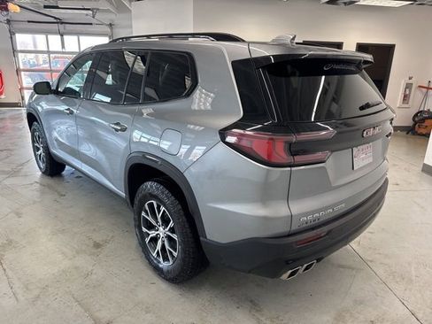 Used 2025 GMC Acadia AT4 image 9
