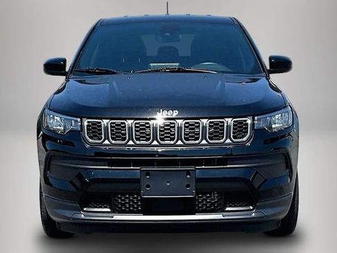 Used 2025 Jeep Compass Sport w/ Mopar Graphics Package AWD/4WD image 3