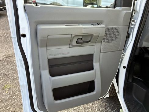 Used 2024 Ford E-350 and Econoline 350 Super Duty w/ Power Windows & Locks Group RWD image 16