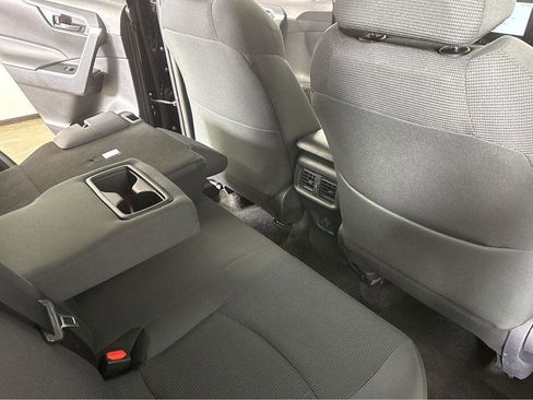 Used 2025 Toyota RAV4 LE image 32