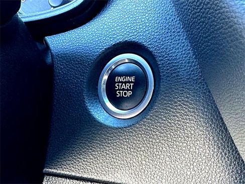 Used 2024 Toyota Corolla SE image 15