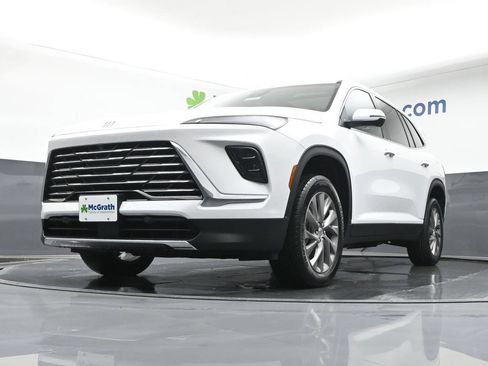 New 2026 Buick Enclave Preferred w/ Power Package AWD/4WD image 7