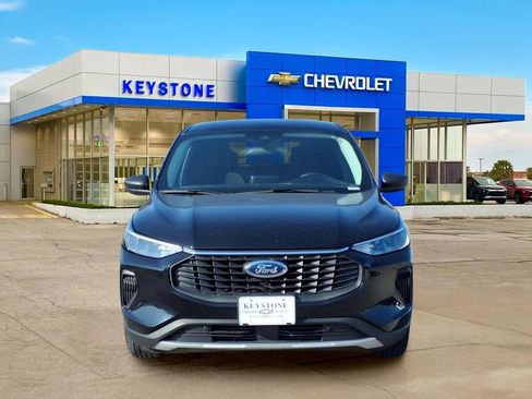 Used 2024 Ford Escape Active FWD image 2