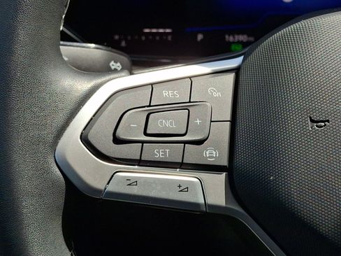 Used 2023 Volkswagen Taos S FWD image 22