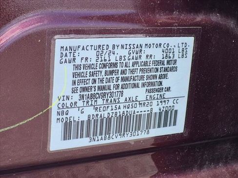 Used 2024 Nissan Sentra SV FWD image 25