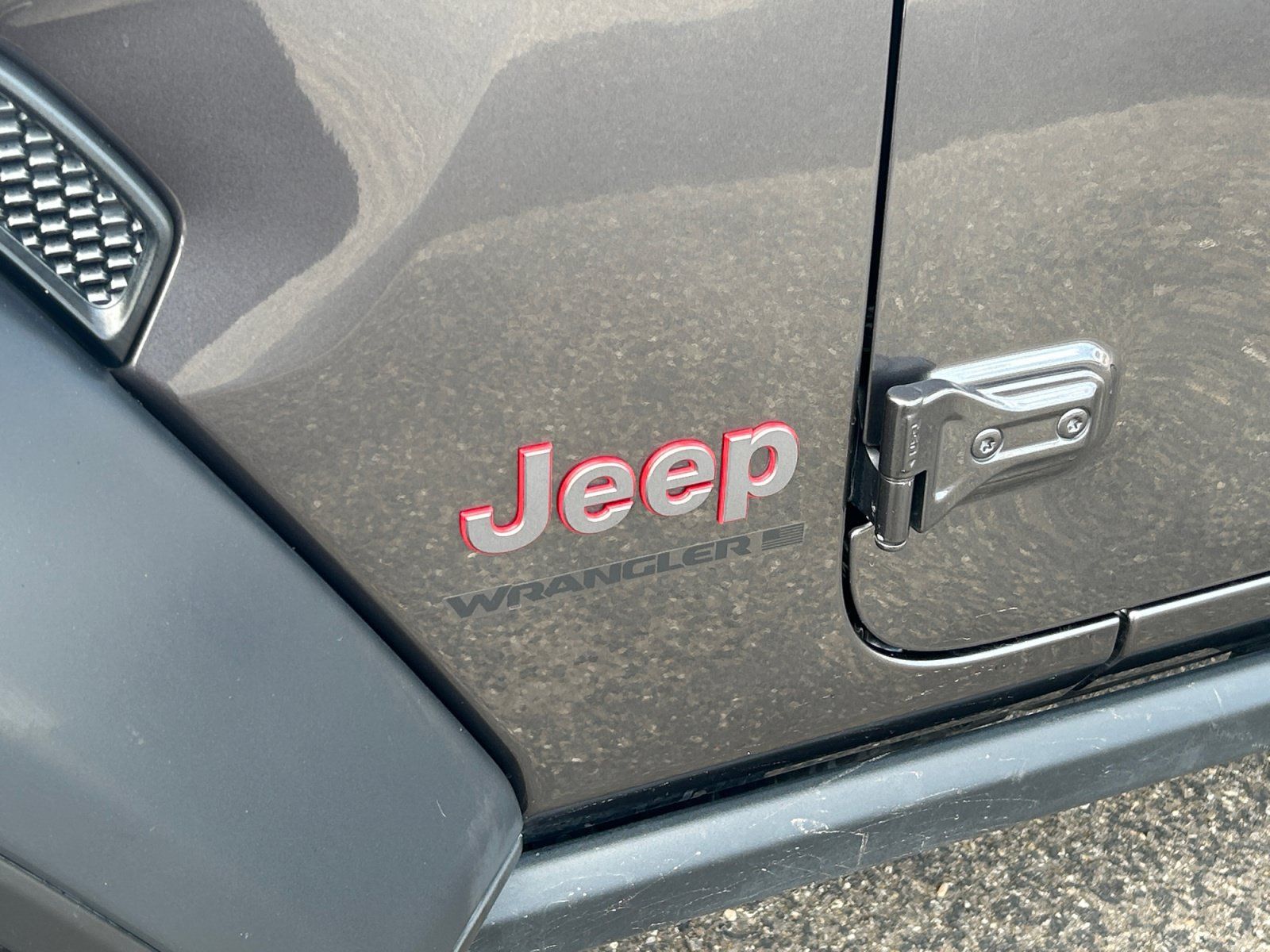 Used 2025 Jeep Wrangler Unlimited Rubicon AWD/4WD image 23