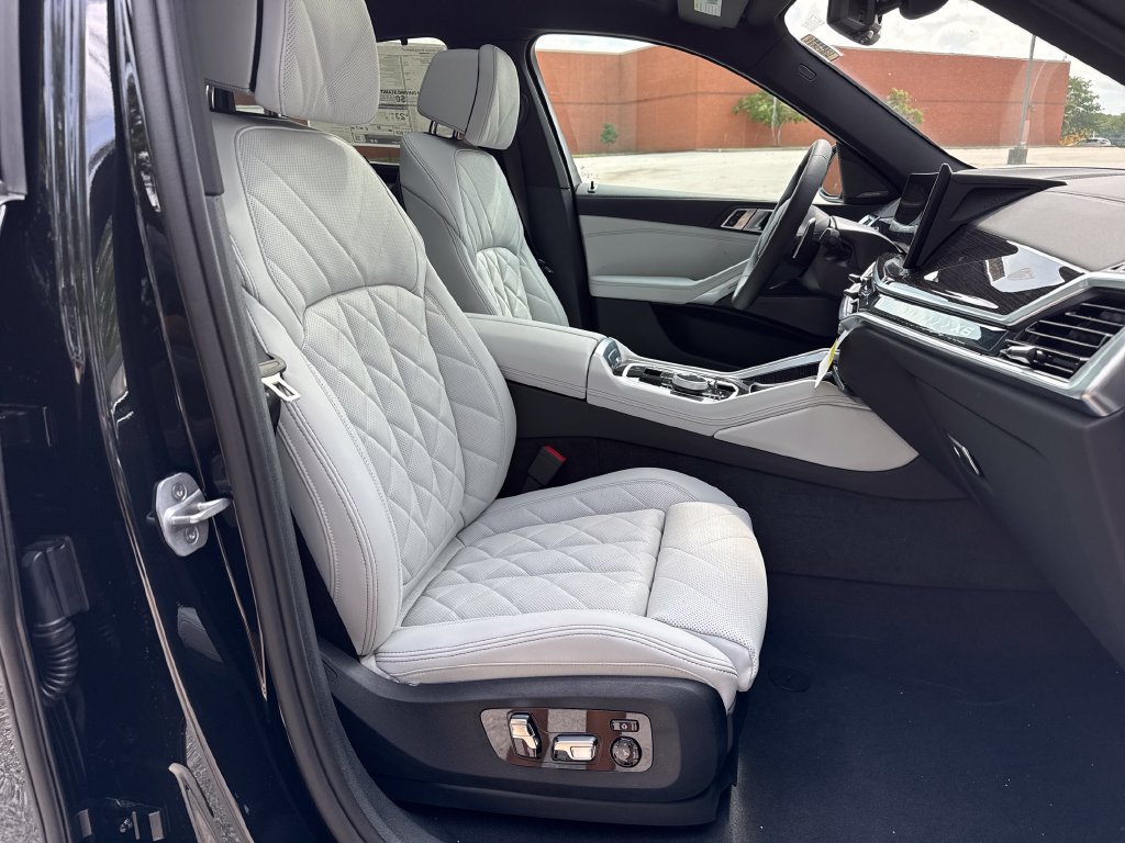 New 2027 BMW X6 xDrive40i w/ Executive Package AWD/4WD image 28
