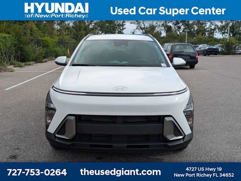 Certified 2024 Hyundai Kona SEL FWD image 8