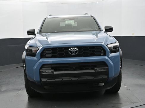 Used 2025 Toyota 4Runner TRD Off-Road Premium AWD/4WD image 8