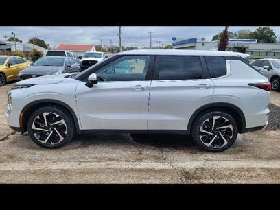 Used 2024 Mitsubishi Outlander SE
