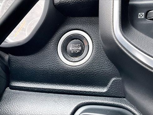 Used 2019 RAM 2500 Big Horn image 26