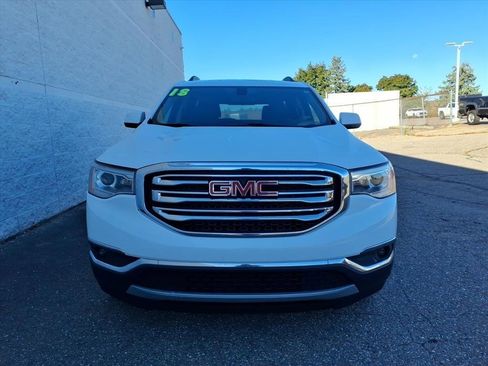 Used 2018 GMC Acadia SLE w/ Driver Alert Package I image 2