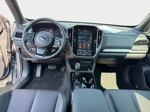 Used 2026 Subaru Forester Limited AWD/4WD image 18