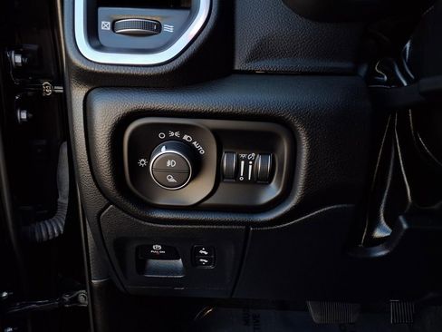 Used 2023 RAM 1500 Laramie RWD image 14