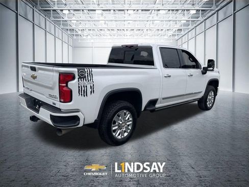 Certified 2025 Chevrolet Silverado 2500 High Country w/ Technology Package AWD/4WD image 8