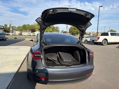 Used 2020 Tesla Model 3 Long Range AWD/4WD image 8