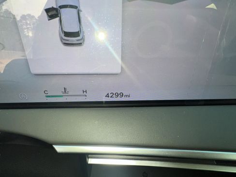 Used 2026 Genesis GV70 2.5T image 13