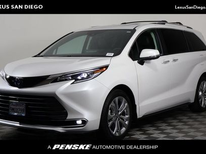 Used 2024 Toyota Sienna Platinum