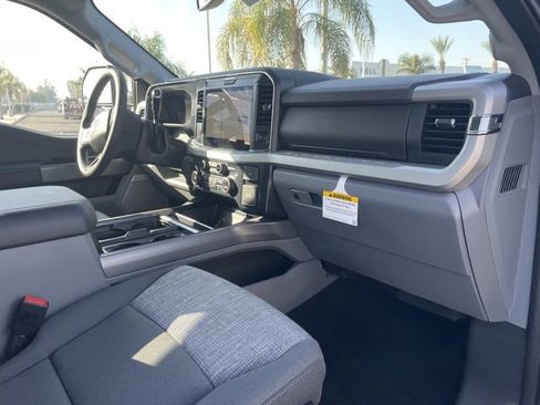 New 2026 Ford F250 XLT w/ XLT Premium Package image 28