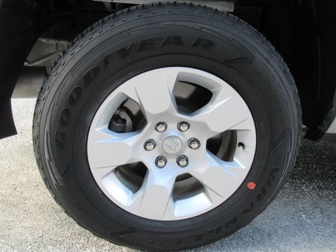 Certified 2023 RAM 1500 Big Horn AWD/4WD image 7