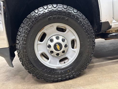 Used 2018 Chevrolet Silverado 2500 W/T w/ WT Fleet Convenience Package AWD/4WD image 40