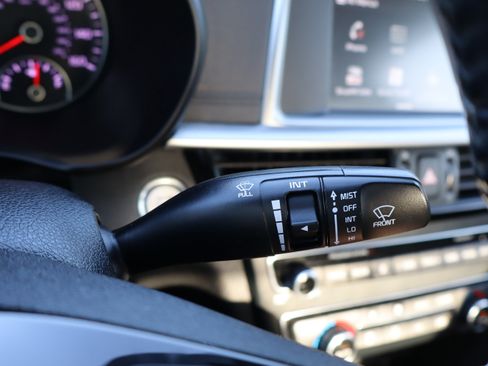Used 2019 Kia Optima S FWD image 22