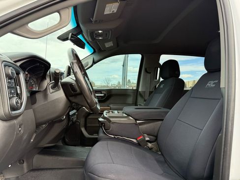 Used 2021 Chevrolet Silverado 1500 LT image 16