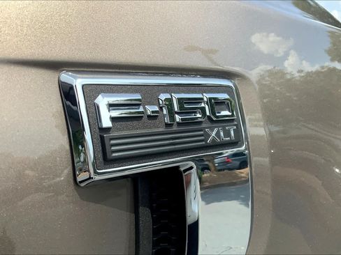 Used 2021 Ford F150 XLT AWD/4WD image 10