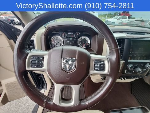 Used 2017 RAM 1500 Laramie AWD/4WD image 13