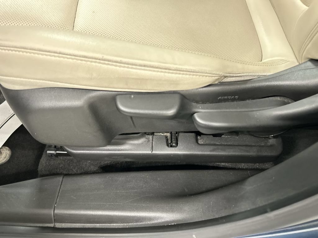Certified 2024 Buick Encore GX Sport Touring AWD/4WD image 10