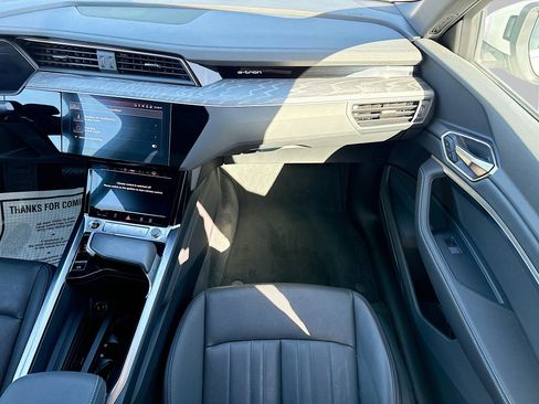 Certified 2024 Audi Q8 e-tron Premium Plus w/ Premium Plus Package image 18