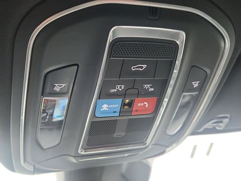 Used 2024 Jeep Wagoneer L Series II w/ Flexible Seating Group image 24