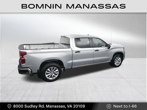 Used 2022 Chevrolet Silverado 1500 Custom image 21