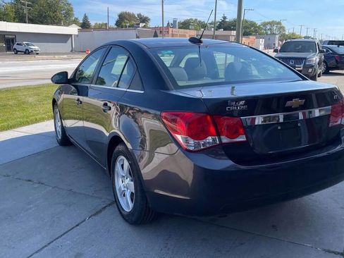 Used 2016 Chevrolet Cruze LT image 7
