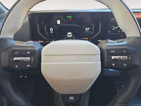 Certified 2025 Kia K4 GT-Line w/ GT-Line Sunroof Package image 11