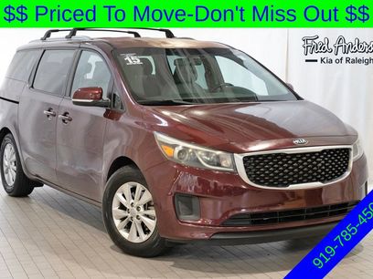 Used 2015 Kia Sedona LX w/ LX Convenience Package