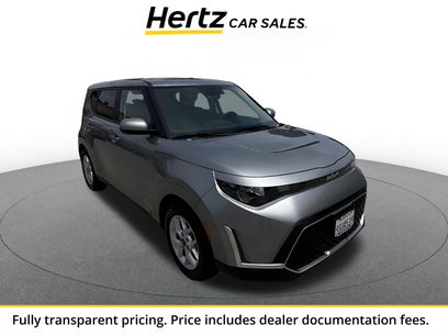 Used 2025 Kia Soul LX w/ LX Technology Package