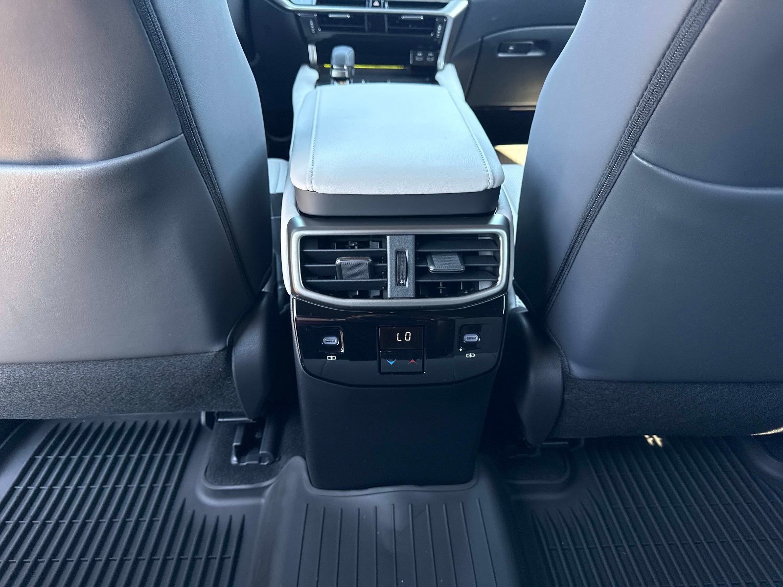 Used 2026 Lexus RX 350 Premium Plus w/ Accessory Package (2T) FWD image 13